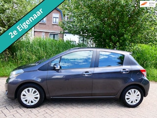 Toyota Yaris 1.3 VVT-i 100pk 2e eigenaar 5-deurs Airco Trekhaak Degelijk