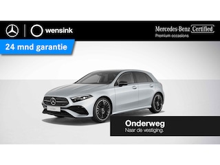 Mercedes-Benz A-klasse 180 AMG Line | Night | Panoramadak | Stoelverwarming | Digital Light |