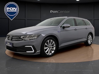 Volkswagen Passat Variant 1.4 TSI PHEV GTE | Camera | Stoelverwarming | ACC | Parkeerhulp | Carplay | 17'' |