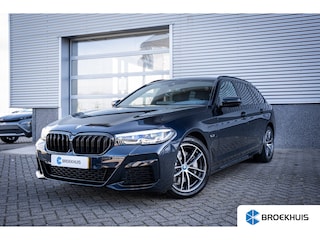 BMW 5-serie Touring 530e Business Edition Plus | Achteruitrijcamera | Airco (automatisch) | DAB ontvanger