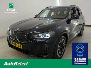 BMW iX3 80 kWh 286pk Executive | SOH 100% | ShadowLine | Parking Pack | Facelift | Sensatec Cognac | M Sport | Camera | CarPlay