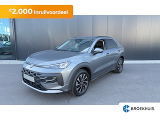 Volkswagen T-Roc Life First Edition Inclusief €2000,- inruilvoordeel | 'App-Connect' draadloze smartphone integratie | Automatische afstandsregeling (Adaptive Cruise Control) | Buitenspiegels elektrisch instel-, verwarm- en inklapbaar