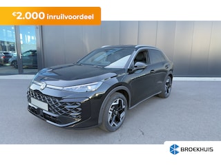 Volkswagen T-Roc R-Line First Edition Inclusief €2000,- inruilvoordeel | 'App-Connect' draadloze smartphone integratie | 30,5 cm display met 2D en 3D weergave | Automatische afstandsregeling (Adaptive Cruise Control)