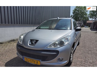 Peugeot 206 1.1 XR|Elec raam|AIRCO IJSKOUD!|APK 22-3-2027!