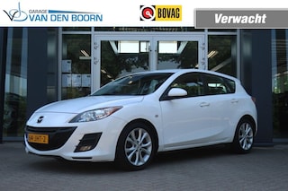 Mazda 3 1.6 TS Plus, Stoelverwarming, PDC achter, All Season banden etc.