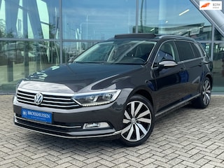Volkswagen Passat Variant 1.8 TSI Business Edition R 180pk Automaat / Schuifdak / Leder / Trekhaak