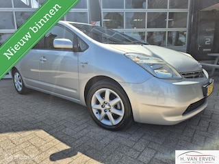 Toyota Prius 1.5 VVT-i Tech Edition NAVI CAMERA CRUISE NAP