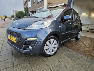 Peugeot 107 1.0 Active | Carplay | Dagrijverlichting | C.V | Elektr.Ramen