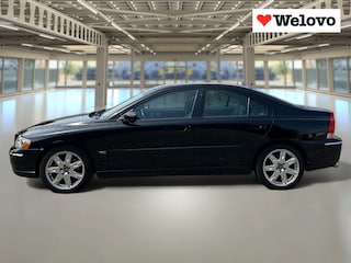 Volvo S60 2.5T Summum CarPlay, Leder interieur, trekhaak, elctr. stoel....
