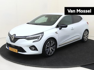Renault Clio 1.6 E-Tech Hybrid 140 Initiale Paris | Automaat | Parkeersensoren Voor + Achter  | 360 Camera | Navigatie | Verwarmde Voorstoelen | Verwarmd Stuurwiel | Adaptieve Cruise Control