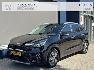 Kia Niro 1.6 GDi DynamicPlusLine | Automaat | Hoge Zitpositie | Zeer Complete Uitvoering | Trekhaak 1300 KG | Navigatie | Stoel- & Stuurwielverwarming | Lederen Bekleding | Climate Control | Adaptieve Cruise Control | Dode Hoek Detectie | Digitaal Dashboard | Keyless Entry + Start | Camera | Parkeersensoren | LED Verlichting |
