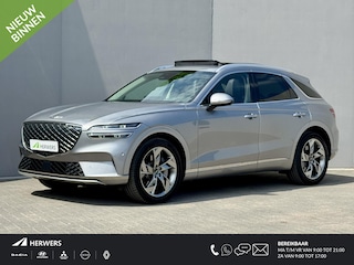 Genesis GV70 AWD SPORT / Fabrieksgarantie tot 06-2029 / SOH 98,7% / 1.800 kg Trekgewicht / Schuif-/Kanteldak / Keyless Entry/Start / Apple Carplay Android Auto / Stuur- Stoel & Achterbank verwarming / Elektische Achterklep / Stoelventilatie / 360/Rondomzicht camera / CCS Snelladen / 20" Velgen /