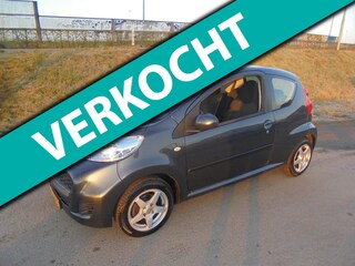 Peugeot 107 1.0 benzine 3 deurs 114.000km