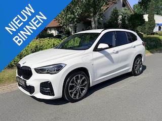 BMW X1 xDrive25e 220PK M-Sport•LED•Camera