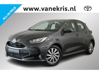 Toyota Yaris 1.5 VVT-i Dynamic Limited, Handgeschakeld, Stoel & Stuurverwarming, Keyless, Camera!