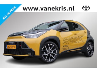 Toyota Aygo Hybrid 115 GR Sport, JBL Audio, Apple Carplay / Android Auto, Parkeercamera, Draadloos oplader, Gezichtscamera, Keyless Entry.