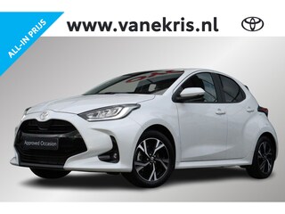 Toyota Yaris 1.5 Hybrid 115 First Edition, Apple Carplay, Privacy Glass, Android auto, Parelmoer Wit,Achteruitrijcamera, DAB Radio, Adaptieve Cruise Control