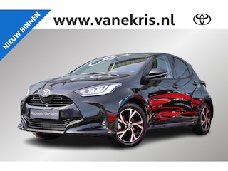 Toyota Yaris 1.5 Hybrid 115 Dynamic, BSM, Stoelverwarming, Stuurverwarming, Parkeersensoren.
