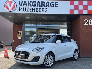 Suzuki Swift 1.2 Style Smart Hybrid // CAMERA // APPLE CARPLAY - ANDROID AUTO // STOELVERWARMING // AIRCO // ADAPTIVE CRUISE // PDC //
