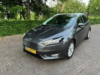 Ford Focus 1.5TDCI Titanium/Trekhaak/Navi/Led/PDC/Keyless/Acarplay/APK