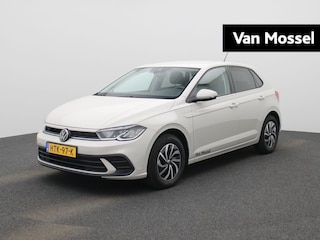 Volkswagen Polo 1.0 TSI Life Edition 95 PK | Demo | Parkeersensoren Achter | Achteruirijcamera | Privacy Glas | 15 Inch Velgen | Apple Carplay | Android Auto