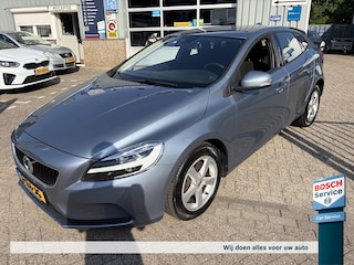 Volvo V40 1.5 T2 122PK Geartronic Kinetic - Navigatie - Parkeersensoren