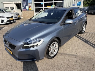 Volvo V40 1.5 T2 122PK Geartronic Kinetic - Navigatie - Parkeersensoren
