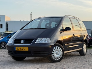 Volkswagen Sharan 2.0/6PRS/6BAK/CRUISE