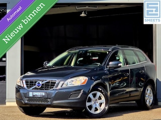 Volvo XC60 2.0 T5 Momentum Automaat 241PK |Navi|Cam|Trekhaak