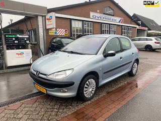 Peugeot 206 1.4 Gentry