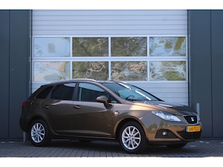 Seat Ibiza ST 1.2 TSI Style Automaat Airco/Cruise/Camera/Navi/Bluetooth/Radio/Elek.Ramen/C.V./15"LM/Isofix/Trekhaak