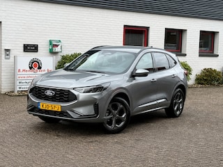 Ford Kuga 2.5 PHEV 243pk e-CVT ST-Line/ Nieuwe voorraad auto/ Driver Assistance pakket/ Winter pakket/ Apple Carplay/ DAB/ Keyless entry/ Reservewiel