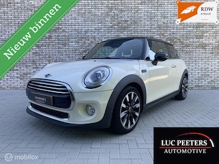Mini Cooper 1.5 Chili Business AUT/NAP/1EIG/PANO/HEADUP/NAVI