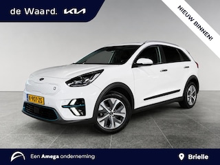 Kia Niro e-Niro DynamicPlusLine 64kWh 204pk | SOH 100% | 3-FASEN LADER | WARMTEPOMP | SCHUIF/KANTELDAK | NAVI | CAMERA | STOELVERW. |