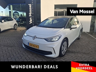 Volkswagen ID.3 Pure Oranje Edition 52 kWh 170 PK | Parkeersensoren | Apple Carplay | Android Auto | LED | Adaptive Cruise Control | Keyless Go | Climate Control |
