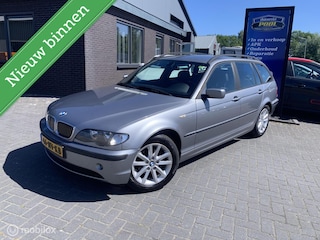 BMW 3-serie Touring 316i Black&Silver II A/C|Cruise|Trekhaak