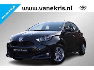 Toyota Yaris 1.5 Hybrid 115 Active Limited Stoel & stuurverwarming, parkeersensoren