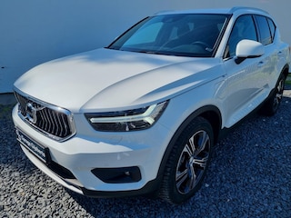 Volvo XC40 1.5 T5 Recharge Inscription Expression 19” All seasons Wielen - Lighting Pack – Climate - Privacy Glass – Parking Pack - Camera achter - PDC voor en achter - 1800 KG Trekgewicht - Alarm
