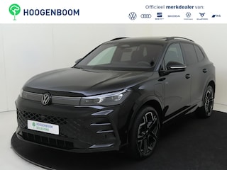 Volkswagen Tiguan 1.5 eHybrid R-Line Business | SoH 95% | Panoramadak | Lederen bekleding ‘Varenna’ | Trekhaak | Harman/kardon | 360 camera | Head-up display | Adaptieve demping | Black style |