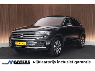 Volkswagen Touareg 3.0 e-Hybrid 381pk Elegance Trekhaak Camera Leder Virtual Cockpit Panoramadak Navigatie