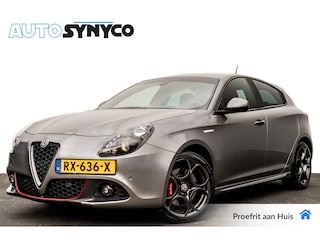 Alfa Romeo Giulietta 1.4 170PK Turbo Automaat Super | Rood Leder | 18 inch | Afn. Trekhaak | PDC | Volledig onderhouden
