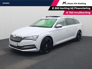 Skoda Superb Combi 1.4TSIiV 160kW/218PK Business Edition DSG · Panoramadak · Trekhaak · Apple/Android Car Play ·