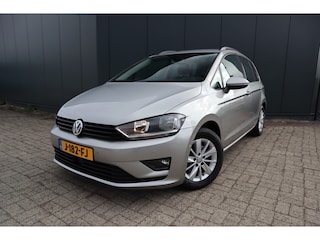 Volkswagen Golf Sportsvan 1.2 TSI Highline Automaat Navigatie Stoelverwarming Trekhaak Ecc.
