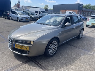 Alfa Romeo 159 Sportwagon 2.2 JTS Distinctive Inruil koopje