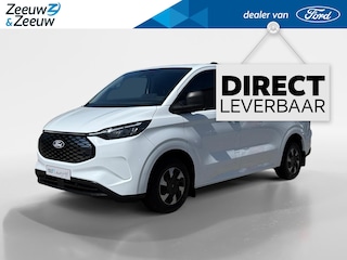 Ford Transit Custom 320 L1H1 Trend 71 kWh | Uit Voorraad Leverbaar | 344km WLTP Rijbereik | Achteruitrijcamera | Cruise Control | Parkeersensoren voor en achter | Verwarmbare Stoel en bijrijdersbank | Voorruitverwarming | Apple Carplay & Android Auto