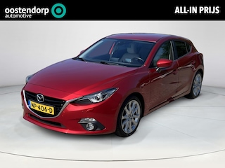 Mazda 3 2.0 HP GT-M | Cruise Control | Parkeersensoren | Stoel Verwarming | Navigatie | Bluetooth | BOSE-Premium Audio | CD-Speler | Elektrisch Verstelbare Bestuurders Stoel | Lichtmetalen velgen |