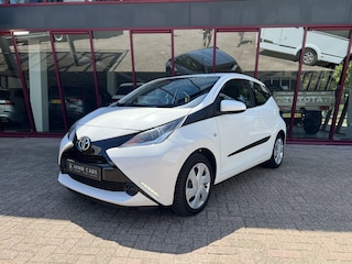 Toyota Aygo 1.0 VVT-i x-play | 2e eigenaar | Elektrische ramen | Start/Stop |