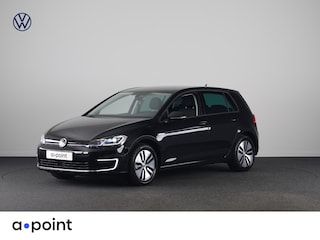 Volkswagen Golf E-DITION 136 PK | SOH 88% | Navigatie | Digitaal dashboard | Stoelverwarming