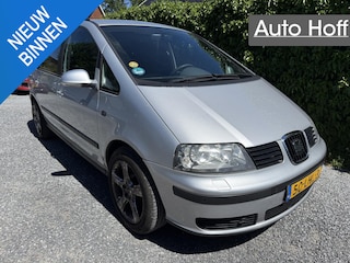 Seat Alhambra 2.0 TDI Ecomotive | Autom. Airco | Cruise Control | 7 Persoons | LMV | Trekhaak | Stoelverwarming | APK tot 23-02-2027!