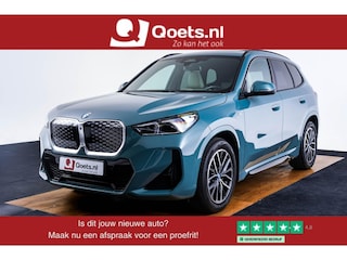 BMW iX1 eDrive20 67 kWh M Sport Edition Panoramadak - Sportstoelen - Elektrisch verwarmde voorstoelen - Getinte Ruiten - Parking/Driving Assistant Plus - Head up - Comfort Access -